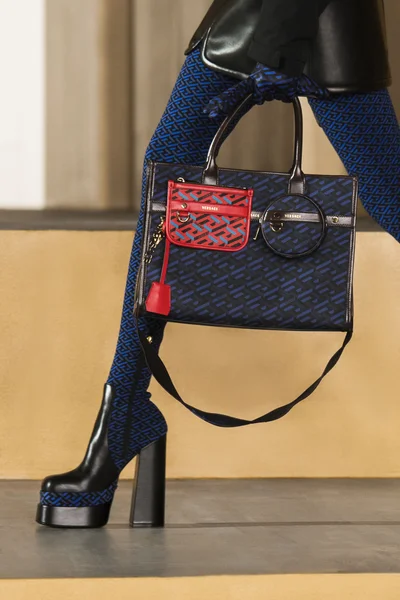 Look 29